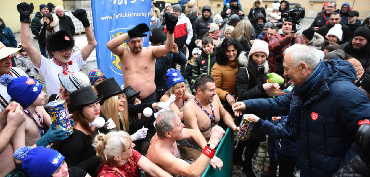 WOŚP: Gorące serca legniczan rozgrzewają atmosferę w LCK