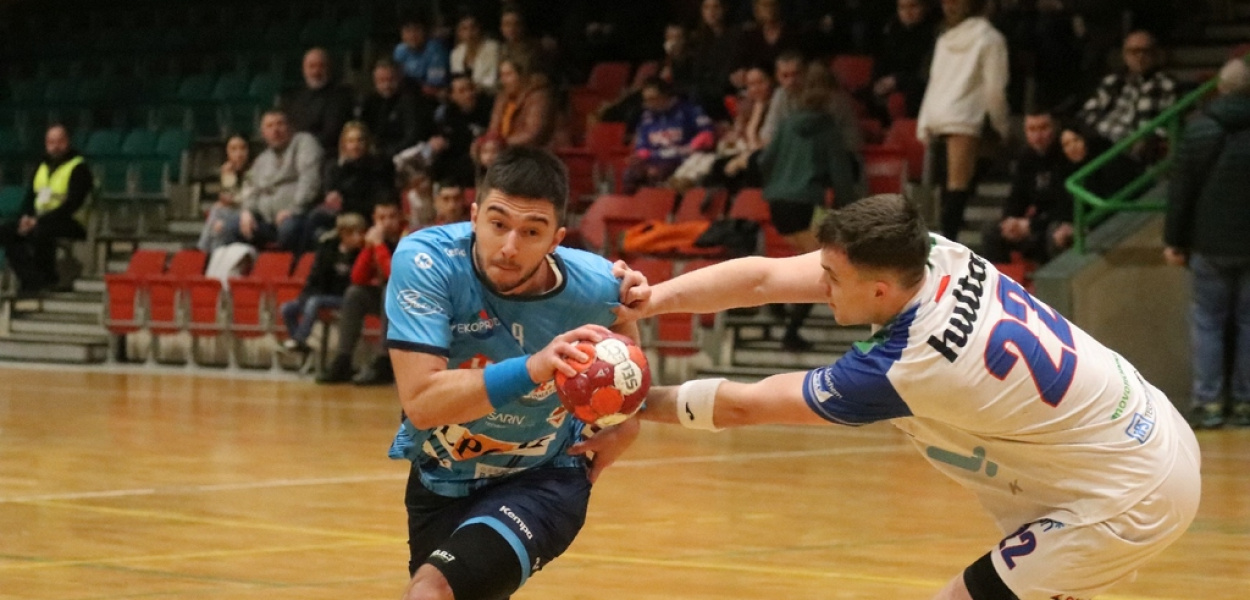 Dobry dzień szczypiornistów. Wygrane Dziewiątki i Siódemki