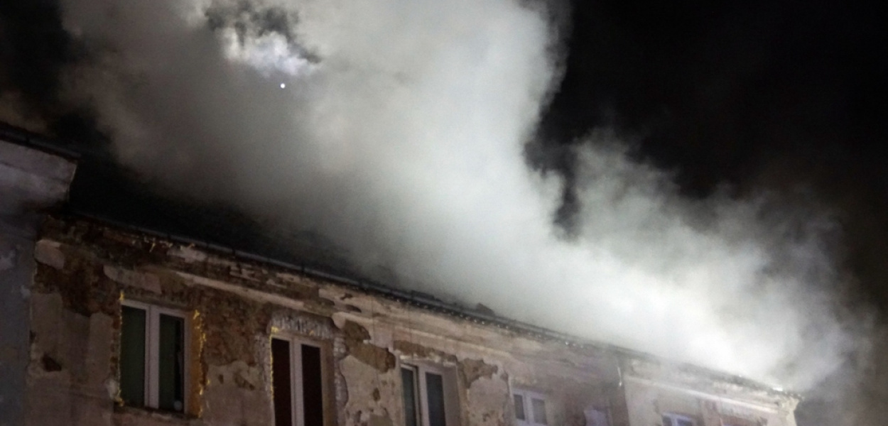  Wielka tragedia! Wyskoczyli z trzeciego piętra ratując się przed…