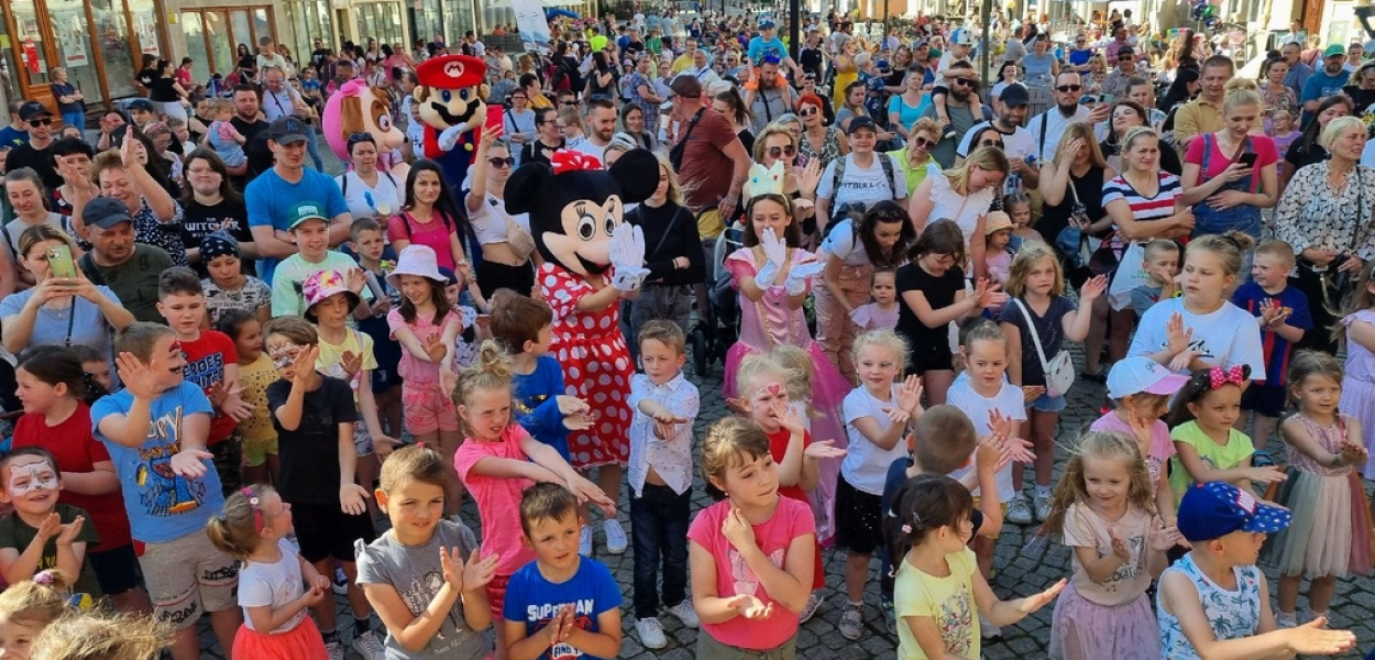 Julek świętował urodziny z setkami maluchów