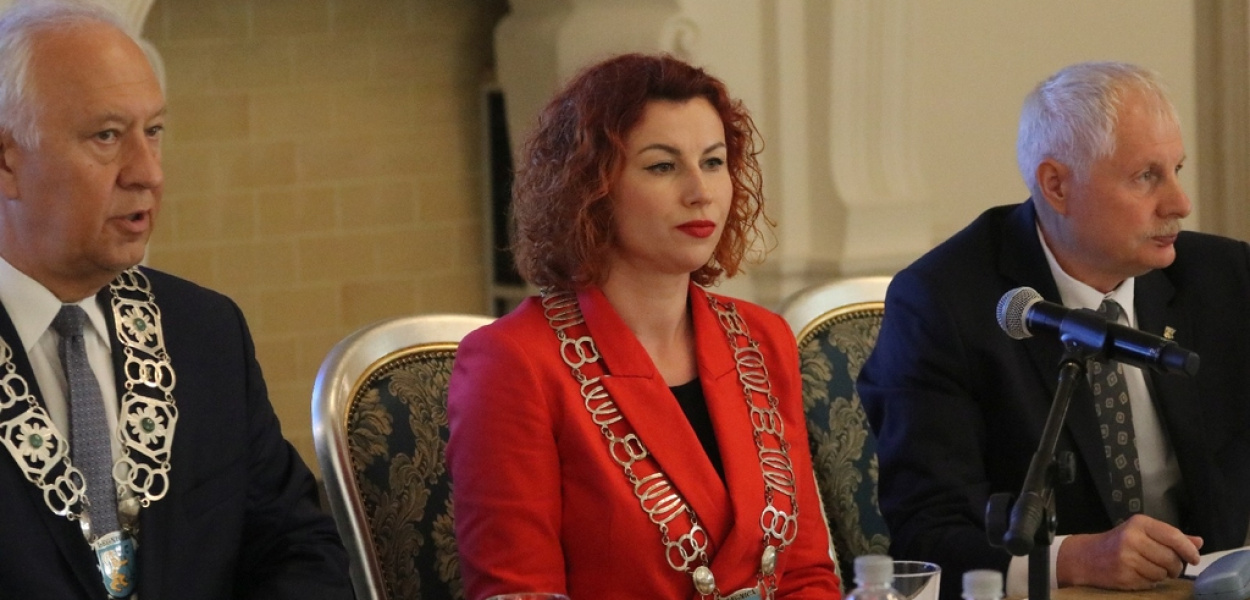 Odznaki i nagrody miejskie wręczone w Sali Królewskiej