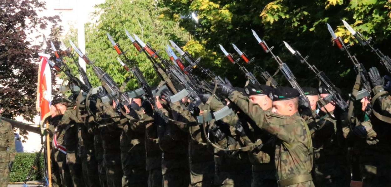 Złożyli hołd poległym z rąk żołnierzy sowieckich