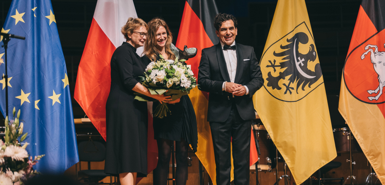  Karolina Kuszyk z Nagrodą Kulturalną Śląska Kraju Związkowego Dolnej…