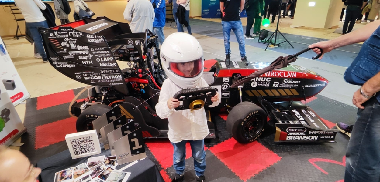 Co zobaczyły oczy legniczan podczas dnia otwartego Centrum Witelona?