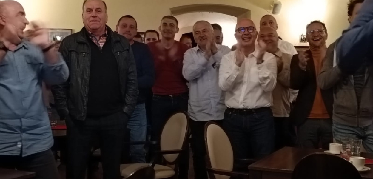 Wybory 2023: Radość w sztabie Koalicji Obywatelskiej