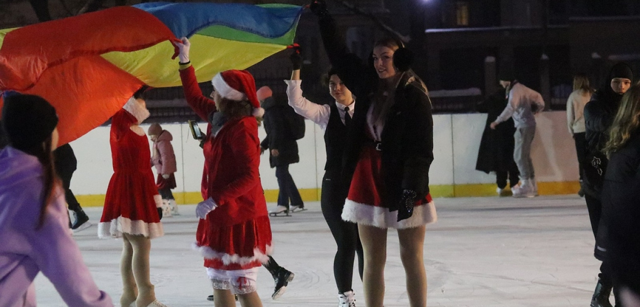 Lodowisko otwarte. Była wizyta Mikołaja