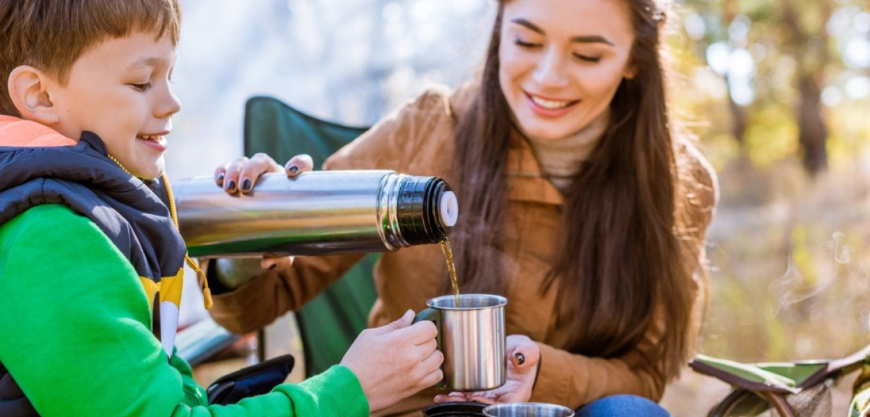  Przyda się na szlak, ale i do pracy: jak wybrać dobry termos obiadowy…