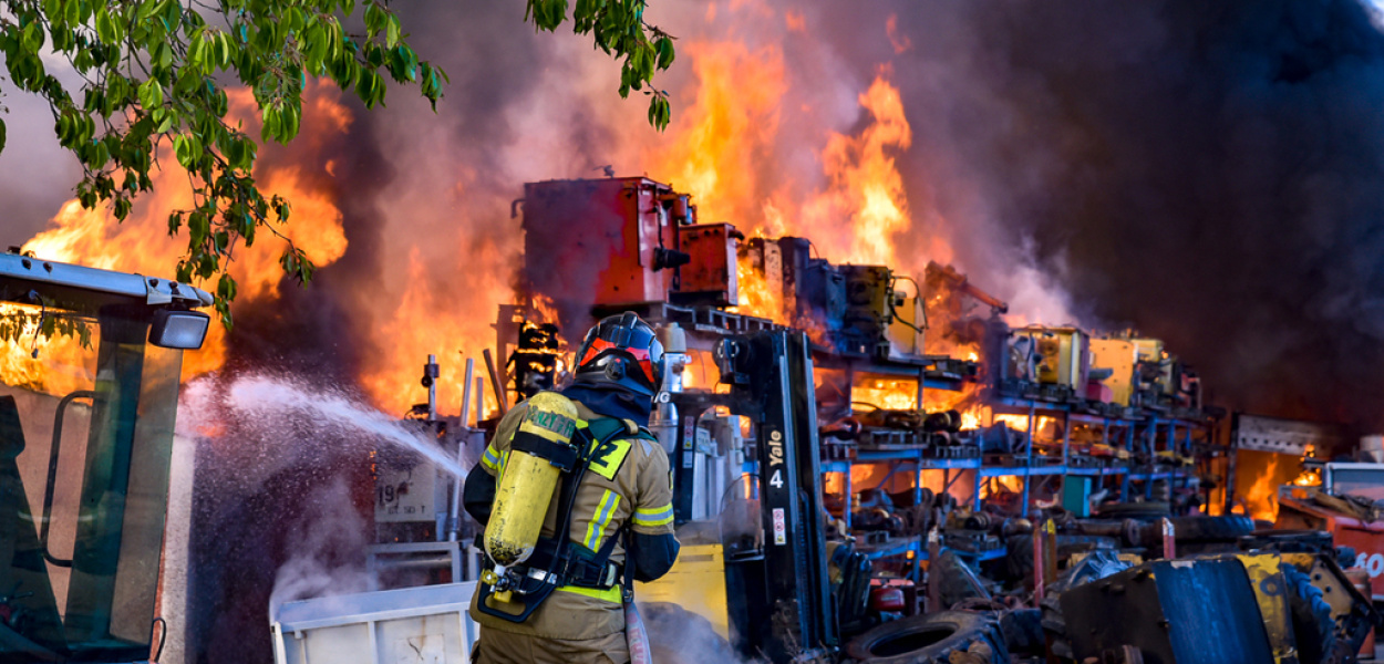 Wielki pożar tartaku w Piotrowicach koło Chojnowa