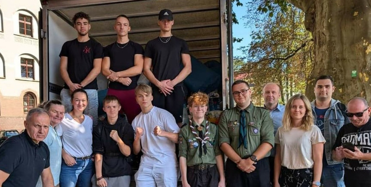 Zespół Szkół Elektryczno-Mechanicznych w Legnicy z pomocą dla powodzian