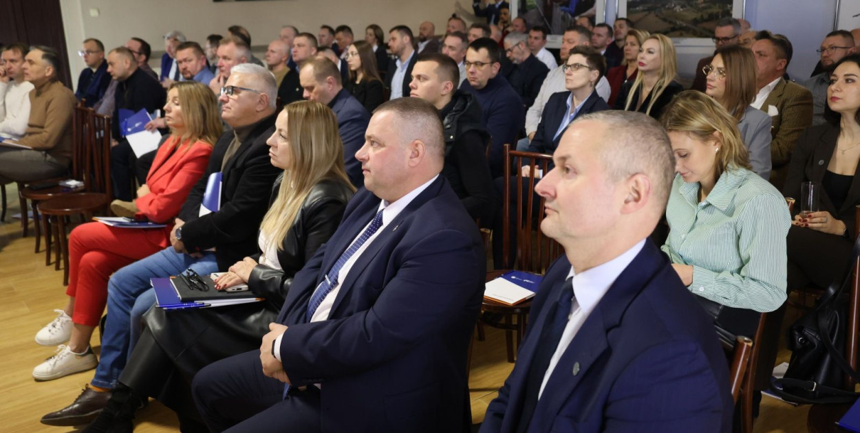 Cenne spotkanie z ekspertami w „Strefie dla Biznesu” w Kunicach (Wojciech Obremski lca.pl)