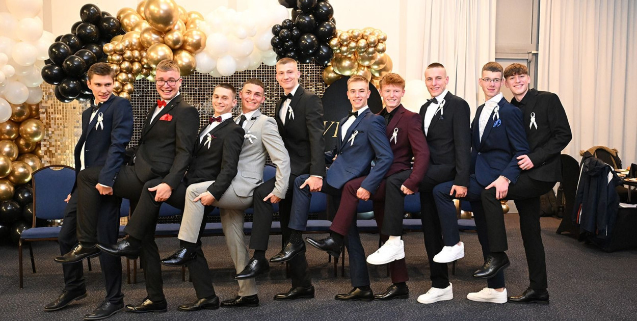 Bal Studniówkowy VII LO (Piotr Florek lca.pl)