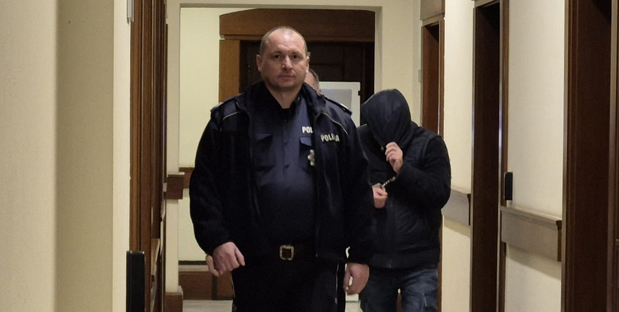 10 lat więzienia dla Piotra K. za przestępstwa seksualne wobec małoletnich