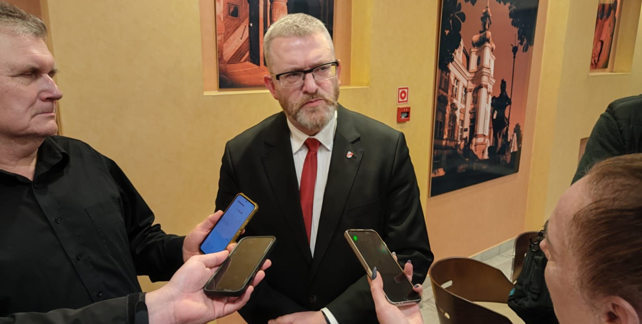 Grzegorz Braun ostro o Donaldzie Tusku i Macieju Kupaju