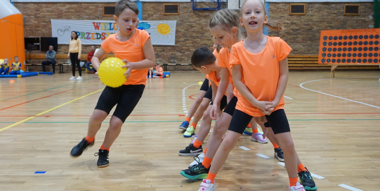 Przedszkolaki w sportowej rywalizacji  (MD)