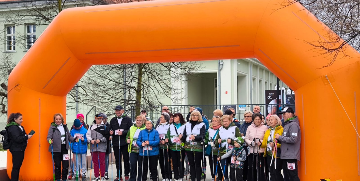 Bieg charytatywny dla podpopiecznych Stowarzyszenia „Otwórz Serce” (Wojciech Skulimowski lca.pl)