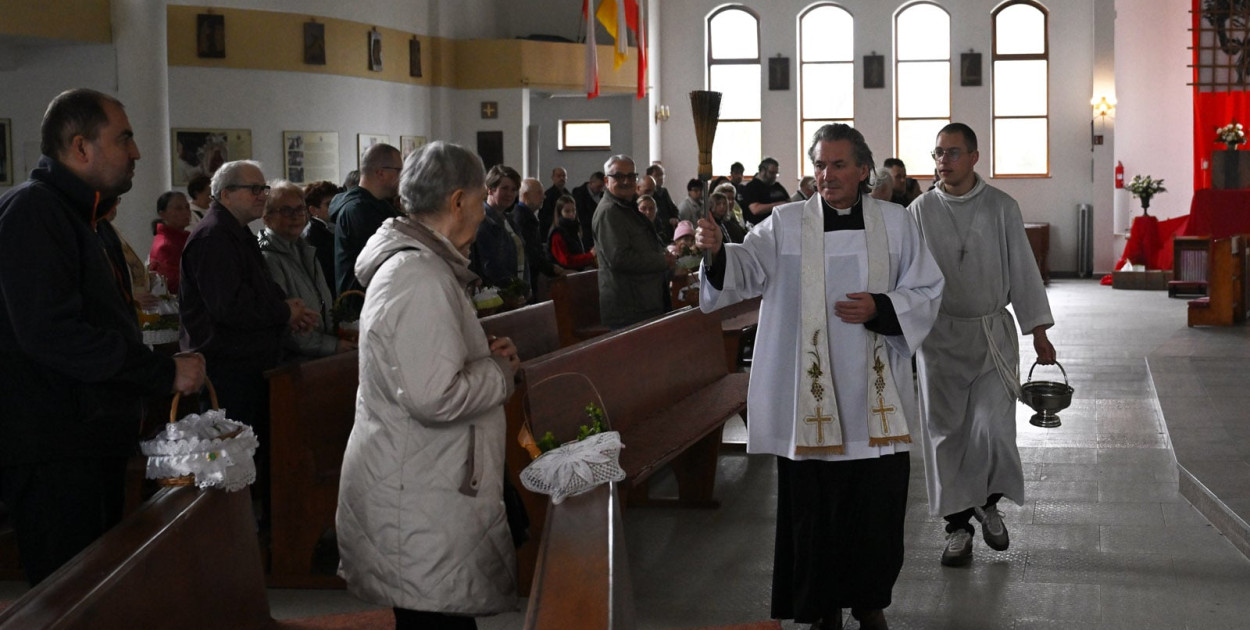Święcenie pokarmów (Piotr Florek)