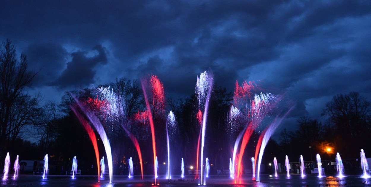 W sobotę wieczorem ruszają pokazy fontanny multimedialnej