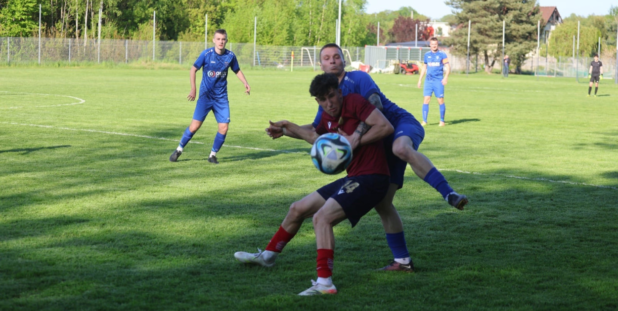 Iskra Kochlice - Konfeks Legnica (WO)