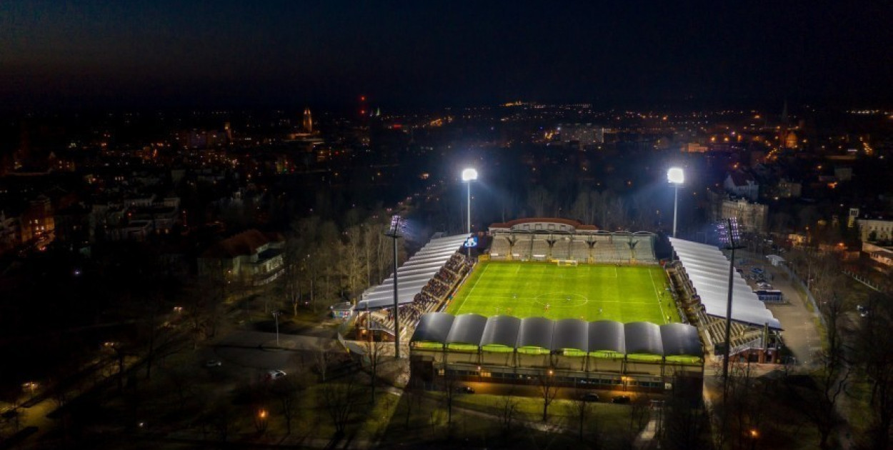 Stadion Miejski prawie gotowy na transmisje 4K (źródło: UM Legnica)