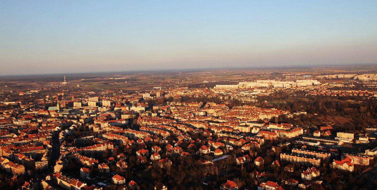 Legnica z lotu ptaka(Wojciech OBremski lca.pl)