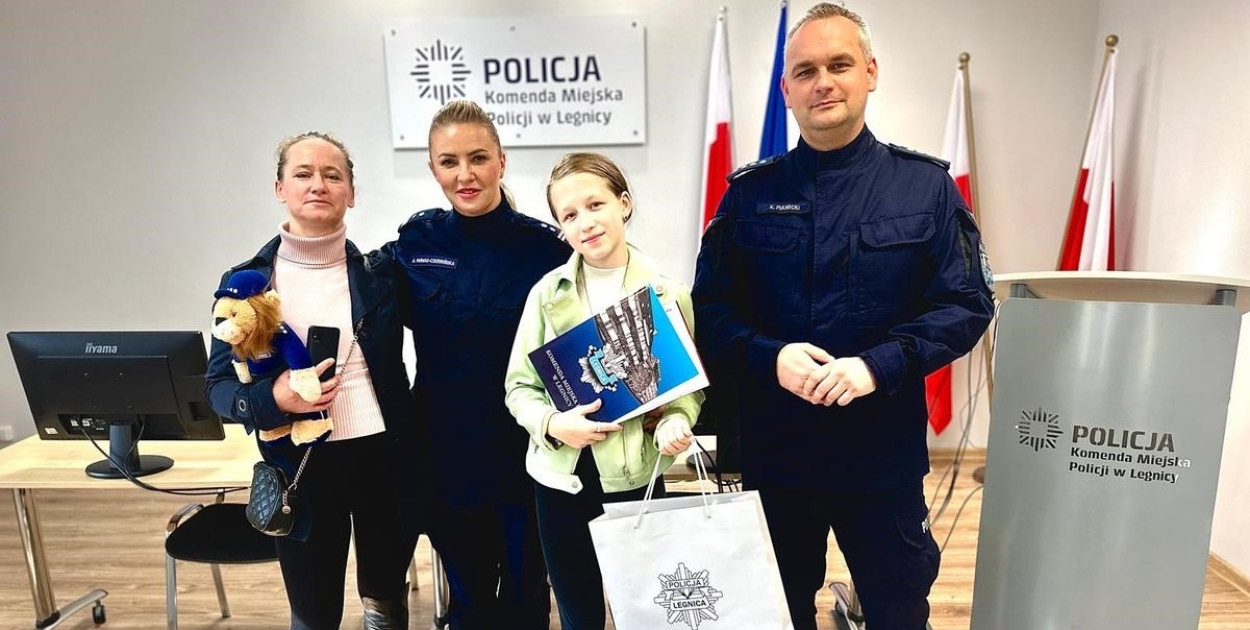 Dorośli byli obojętni, Ania zareagowała (źródło: KMP Legnica)
