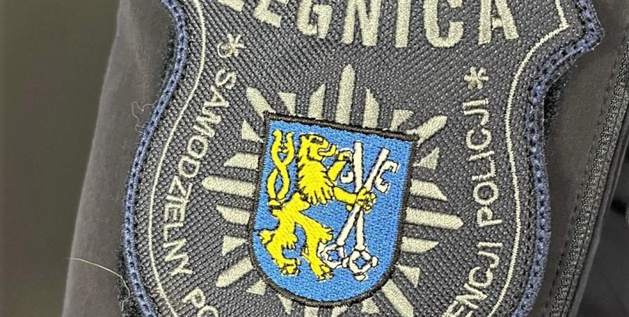 Złodziejka zatrzymana przez policjantów po służbie (źródło: KMP Legnica)