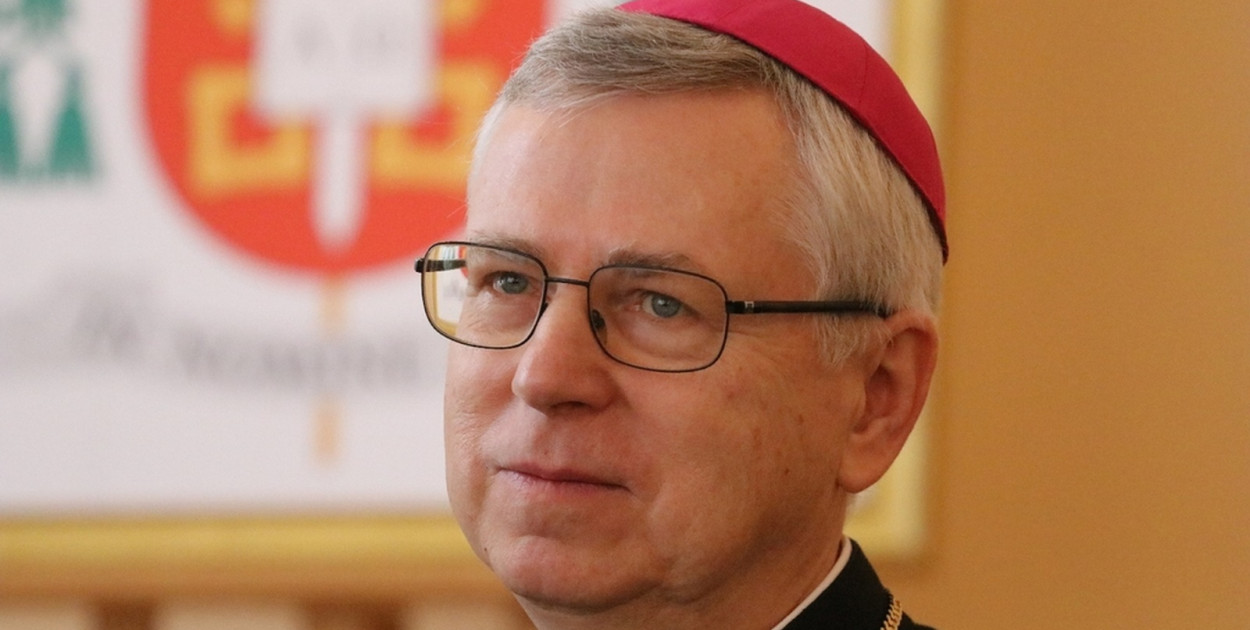 Biskup Legnicki Andrzej Siemieniewski