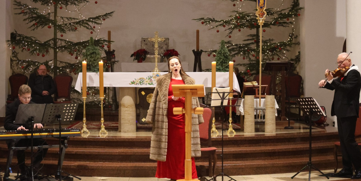 Koncert „Kolędy Świata”  (Wojciech Obremski)