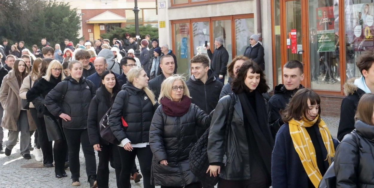 Polonez maturzystów w 2024 roku (Wojciech Obremski lca.pl)