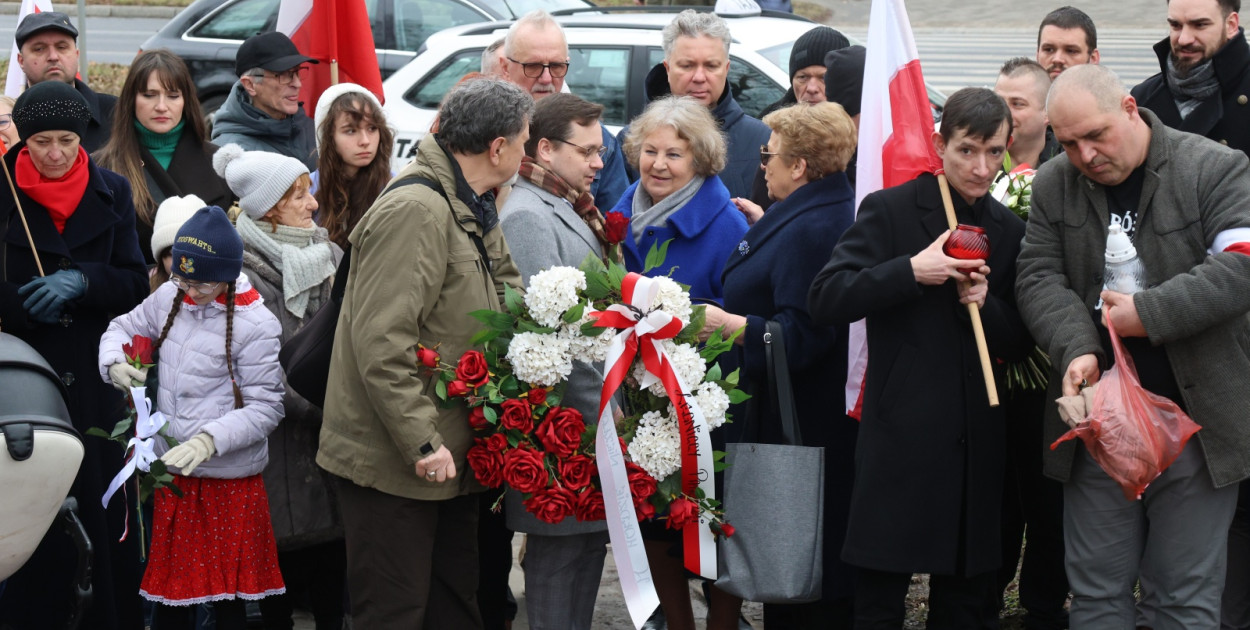 Legniczanie oddali hołd Żołnierzom Wyklętym (Wojciech Obremski)