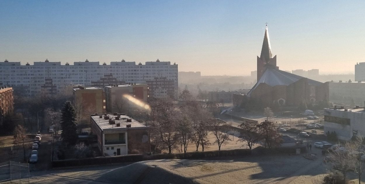 Smog nad Legnicą (Wojciech Obremski lca.pl)