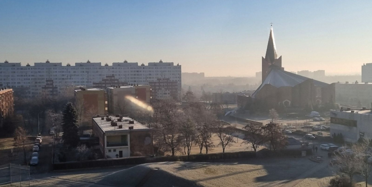 Smog nad Legnicą (Wojciech Obremski lca.pl)