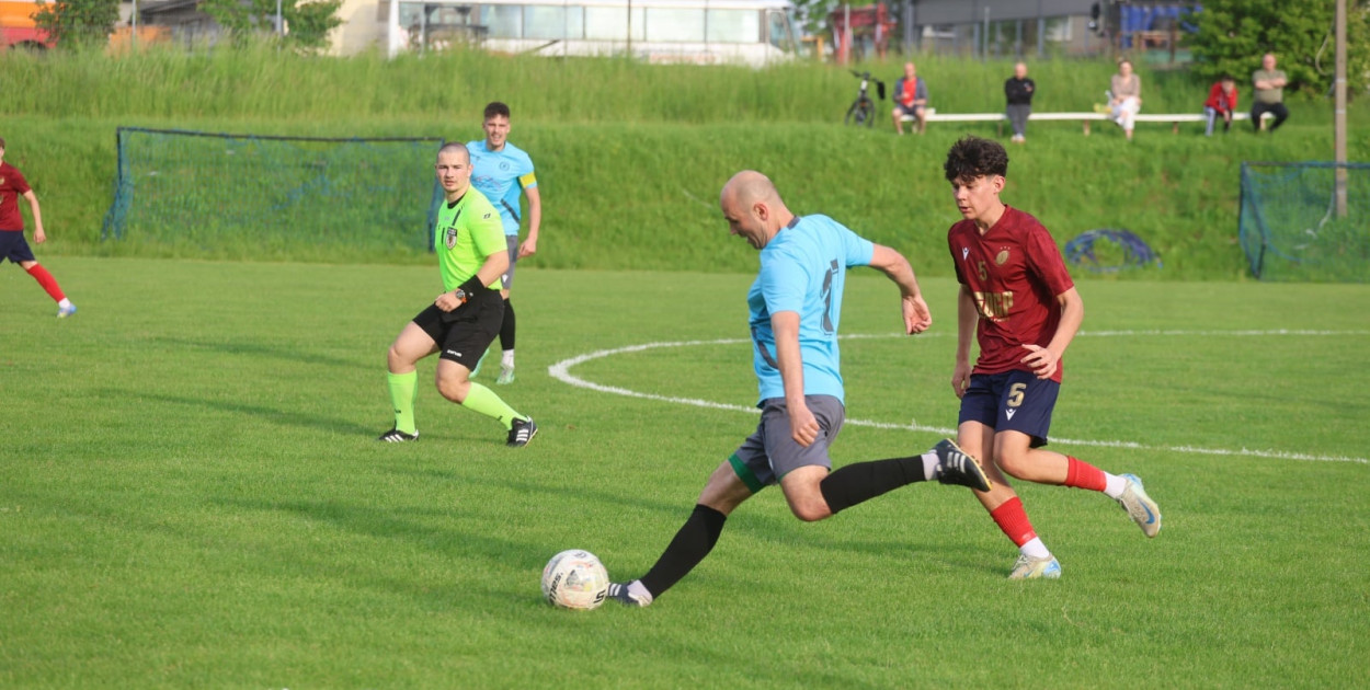 Błękitni Koskowice - Iskra Kochlice (WO)