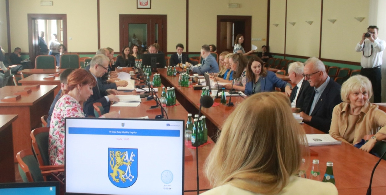 Sesja Rady Miejskiej Legnicy (WO lca.pl)
