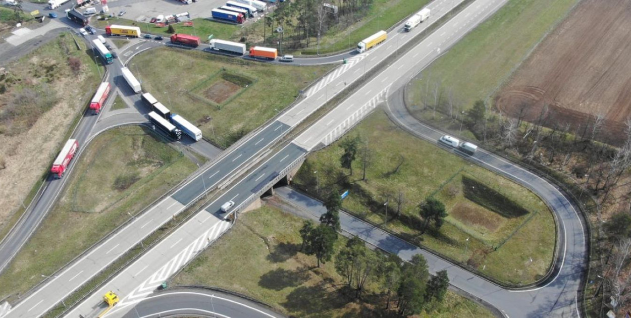Od 23 czerwca utrudnienia na węźle Krzywa (źródło: gddkia-wroclaw)