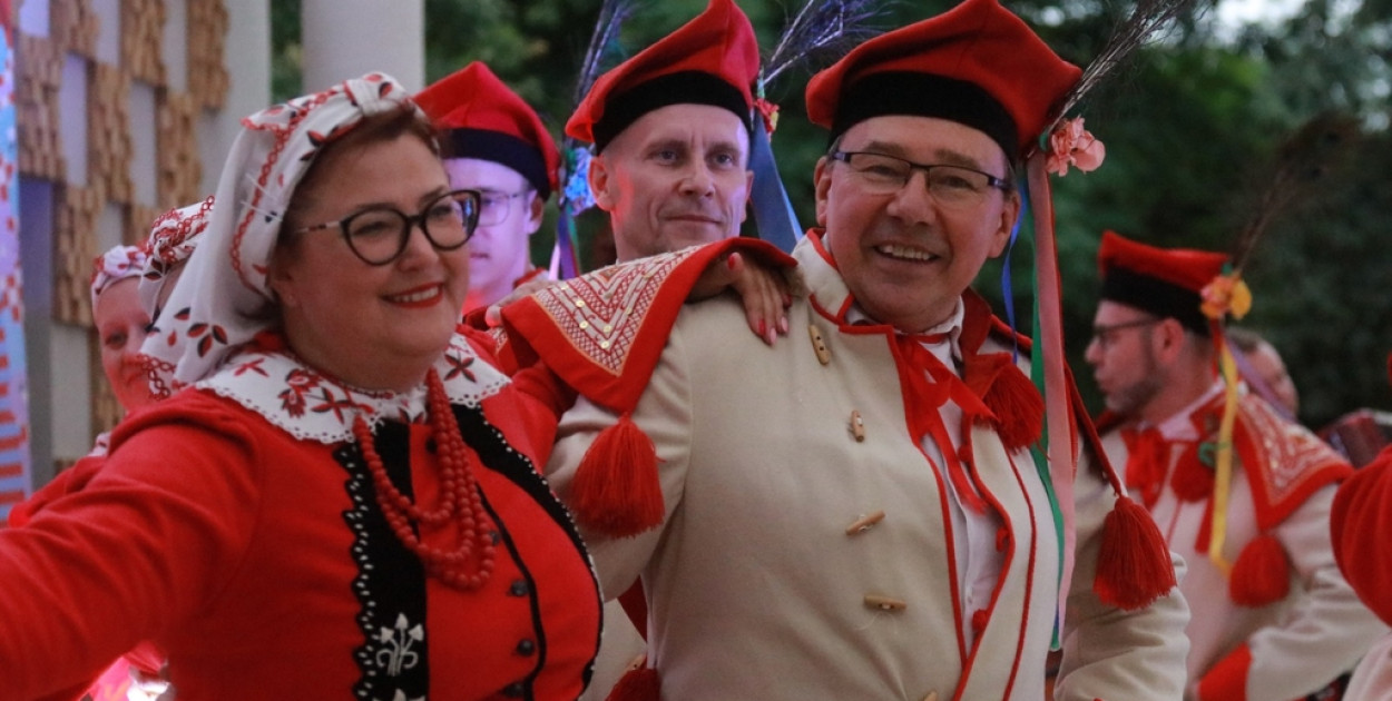 Świat pod Kyczerą (Wojciech Obremski lca.pl)