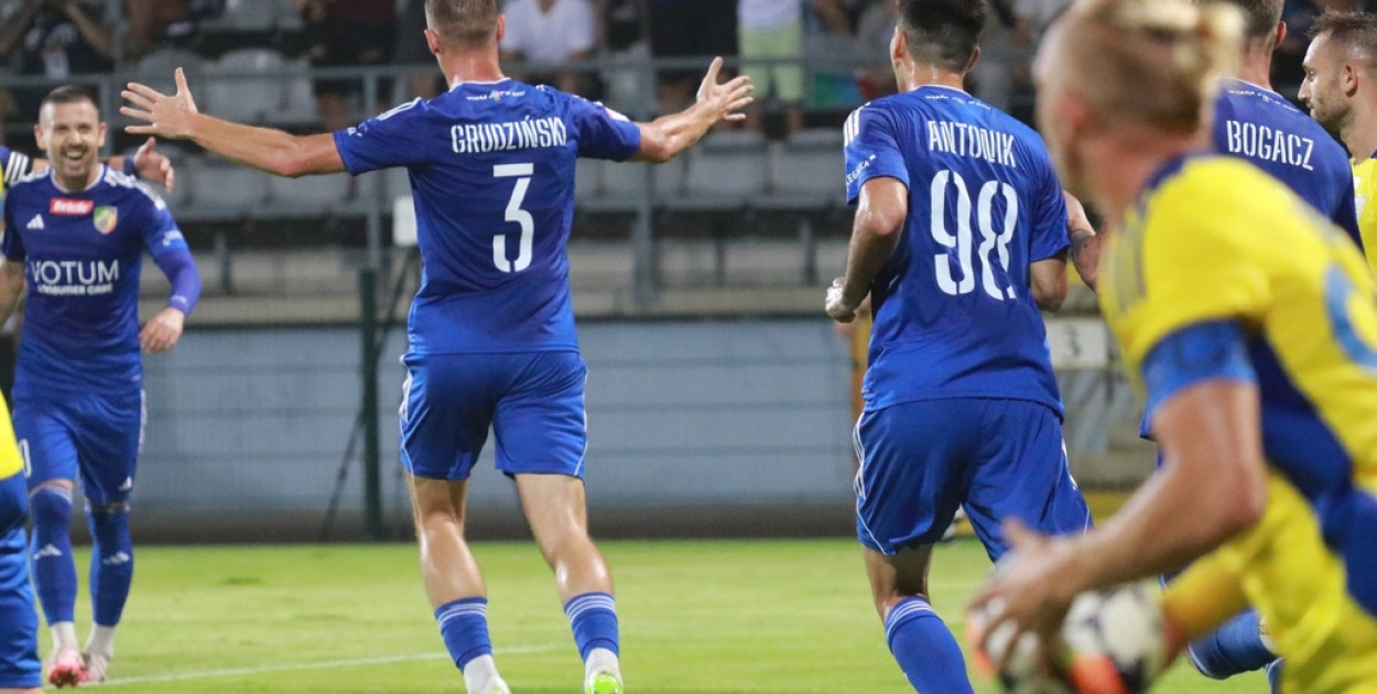 Miedź Legnica - Arka Gdynia (WO)