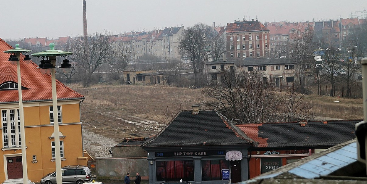 Teren pod Centrum Przesiadkowe (Wojciech Obremski lca.pl)