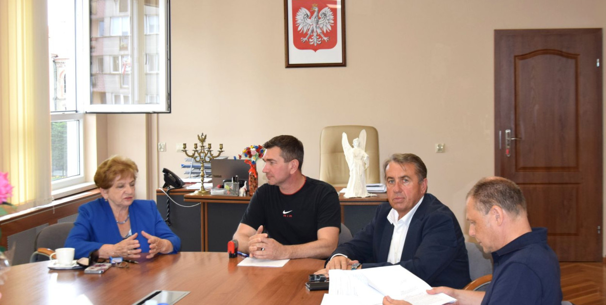 Remont budynku nr 4 w Legnickim Polu. Zespół klasztorny odzyskuje dawny blask (mat. prasowe)