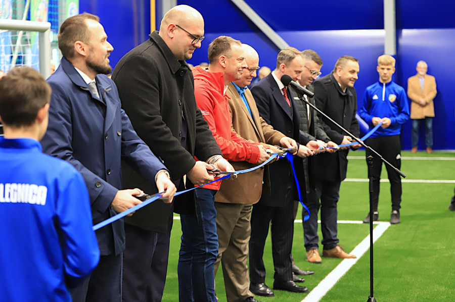 Votum Świerkowa Arena otwarta! (Paweł Sasiela miedzlegnica.eu)