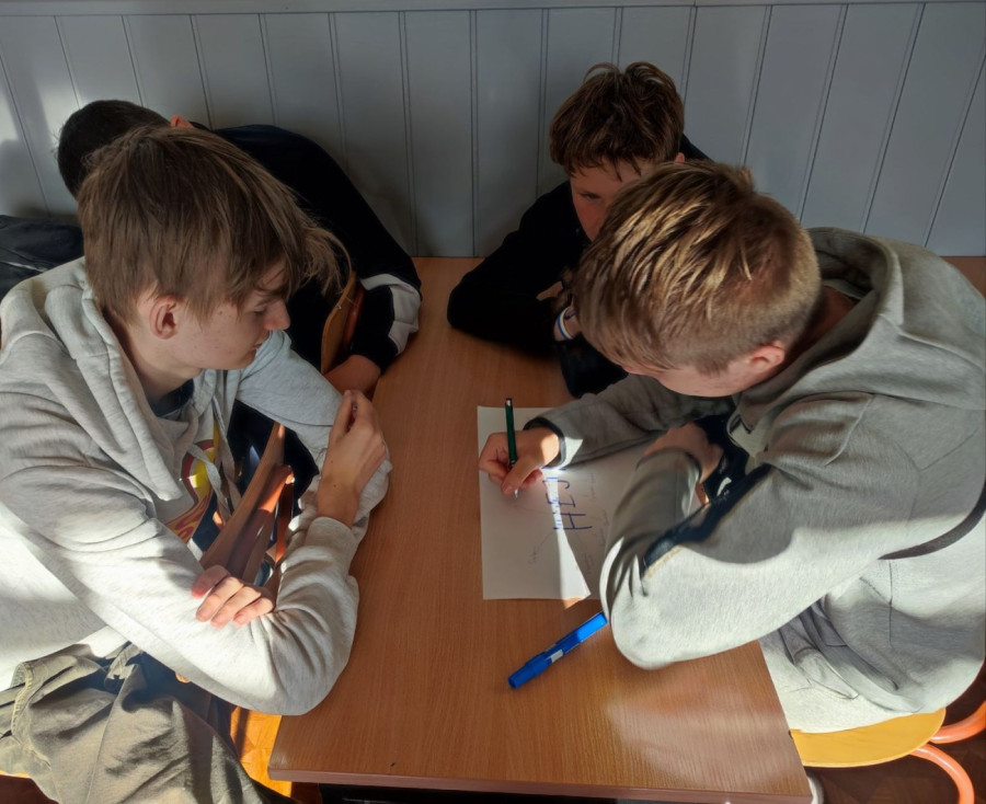 Policjanciz wizytą w „Energetyku” (źródło KMP Legnica)