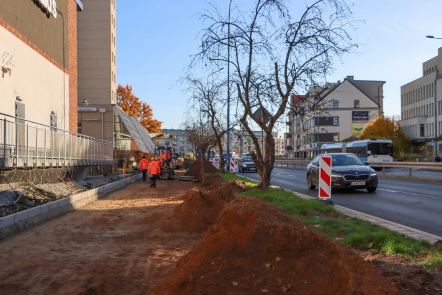 Trwa budowa nowej trasy rowerowej w mieście (źródło: UM Legnica)