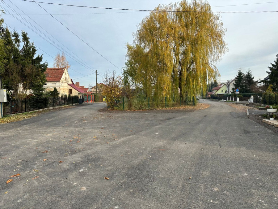 Mieszkańcy Nowej Wsi Legnickiej doczekali się remontu drogi (mat. prasowe)