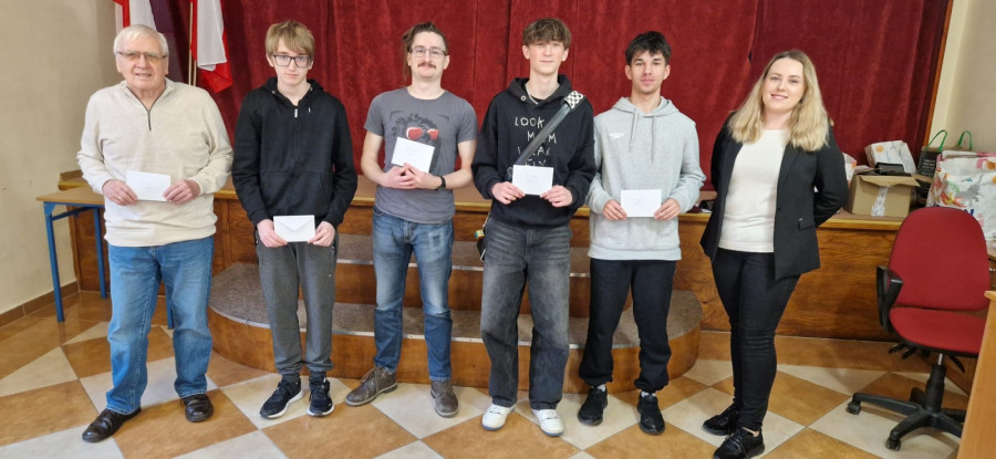 Szachowe Grand Prix Legnica: (Mat. prasowe)