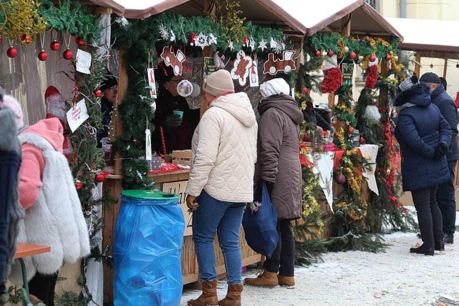 Jarmark Bożonarodzeniowy w Legnickim Polu (Wojciech Obremski lca.pl)