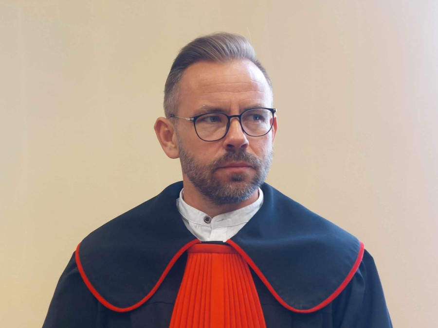 Mariusz Kluczyński LS lca.pl)