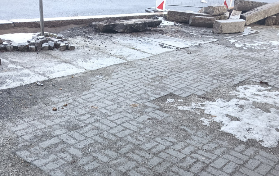 Płyty na Powstańców Śląskich (TK lca24)