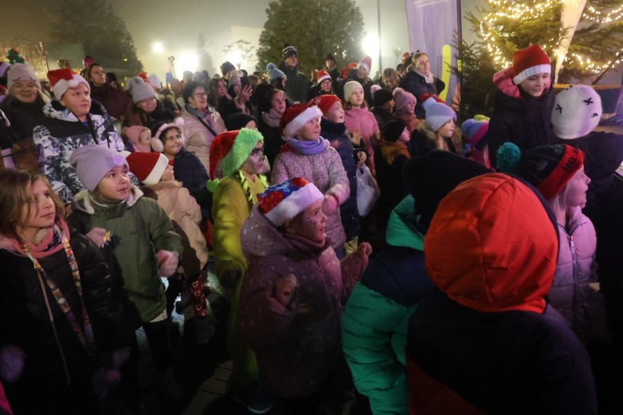 Świąteczny klimat zagościł w Miłkowicach (Wojciech Obremski lca.pl)