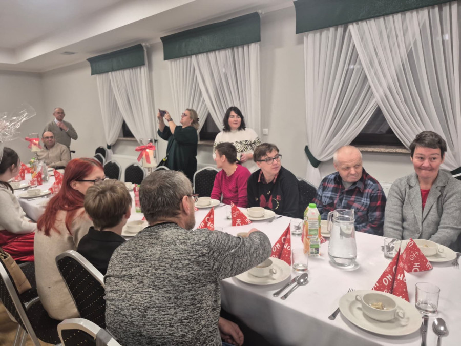 Wigilia Fundacji Tu i Teraz (LS lca.pl)