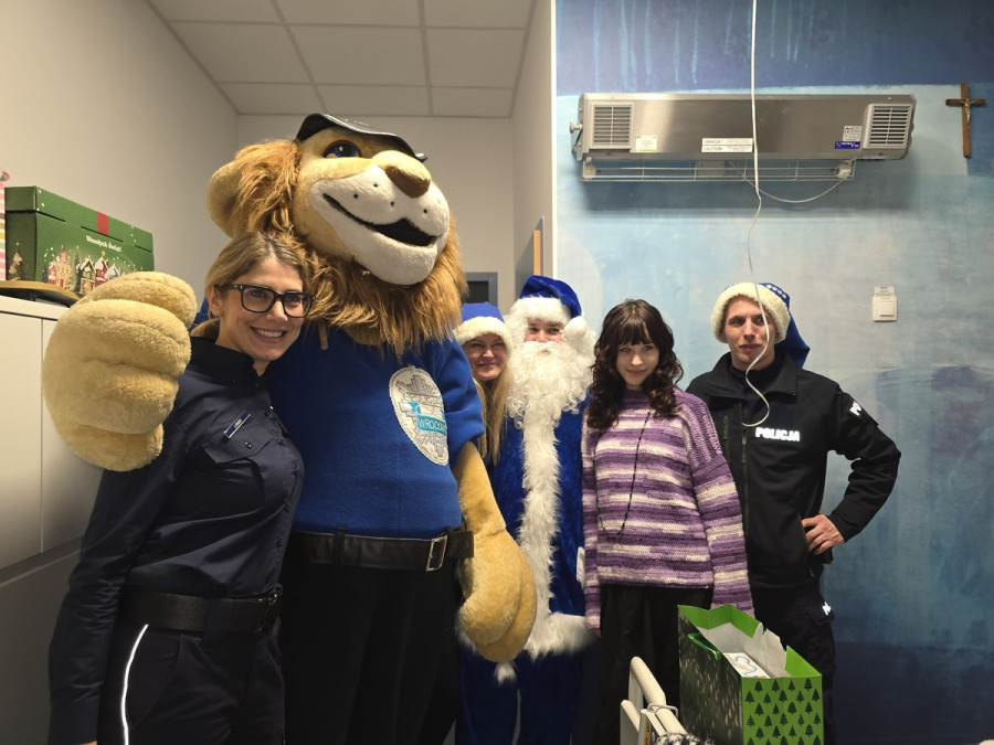 Legniccy policjanci w Przylądku Nadziei (źródło: KMP Legnica)